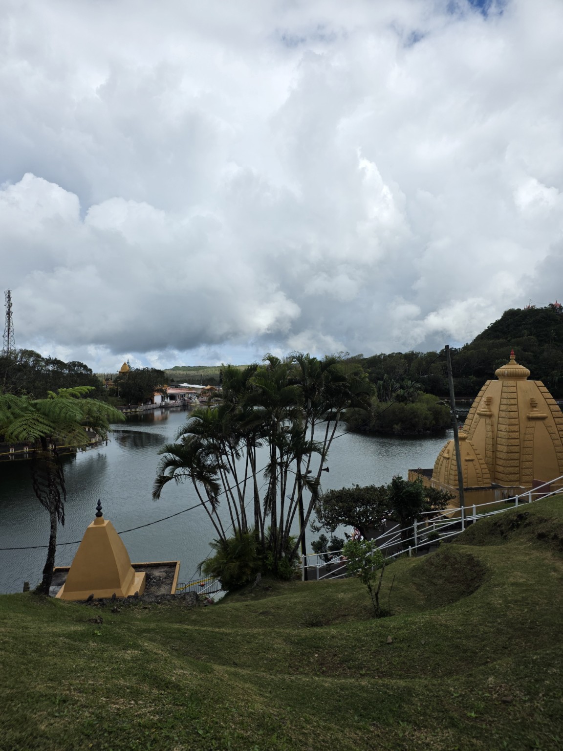 El lago sagrado de Ganga Talao.