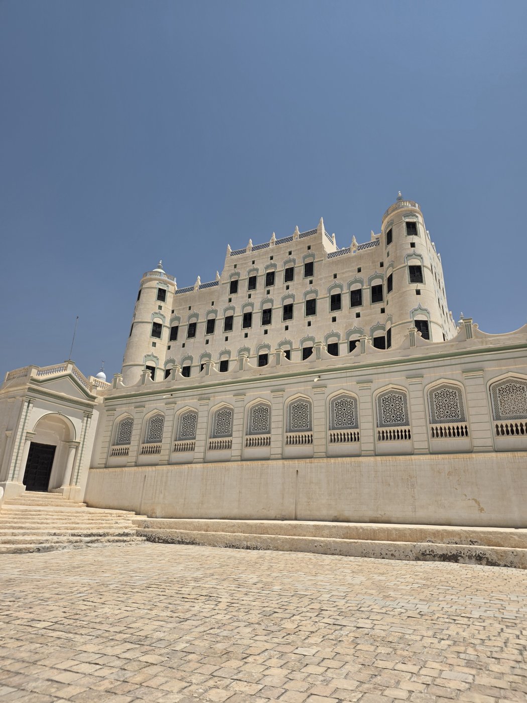 El palacio Al-Kathiri, uno de los grandes símbolos arquitectónicos de Seiyun.